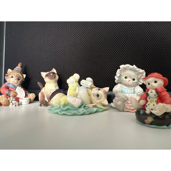 Set Of 5 Cute Cat Figurines With Yarn Ball Home Sweet Home And More - Picture 12 of 14